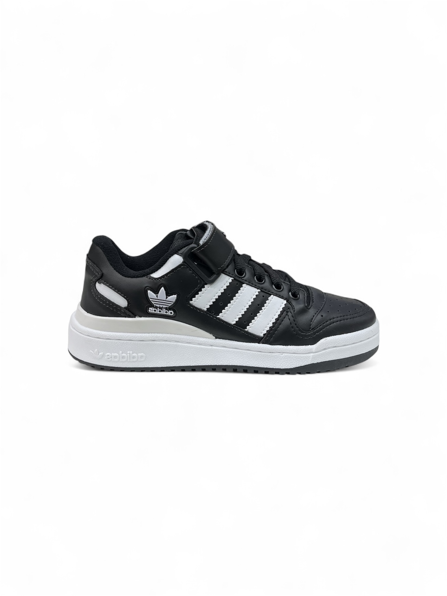 ADIDAS FÓRUM LOW ( PRETO / BRANCO)
