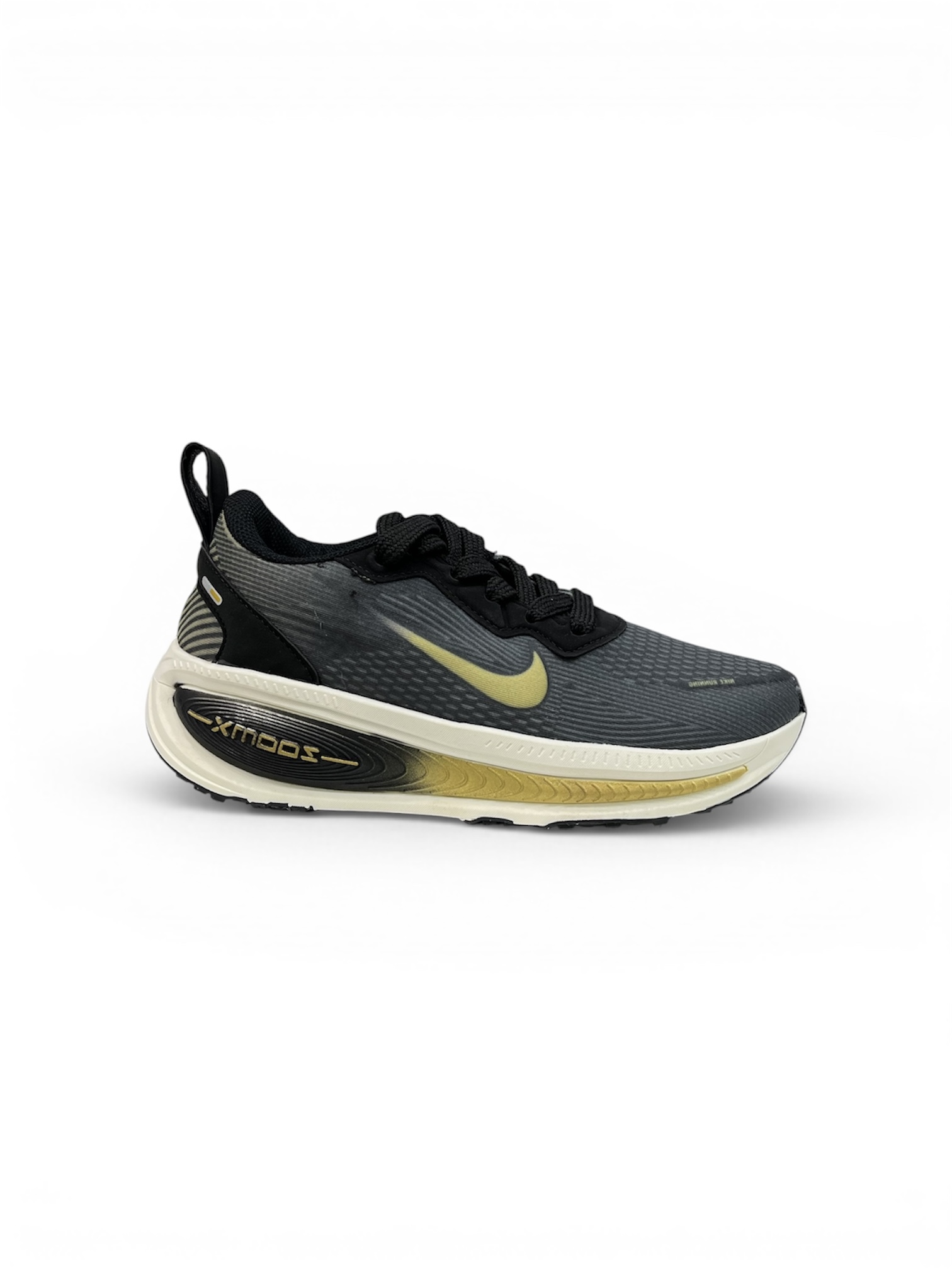 NIKE VOMERO 18 ( PRETO / DOURADO )