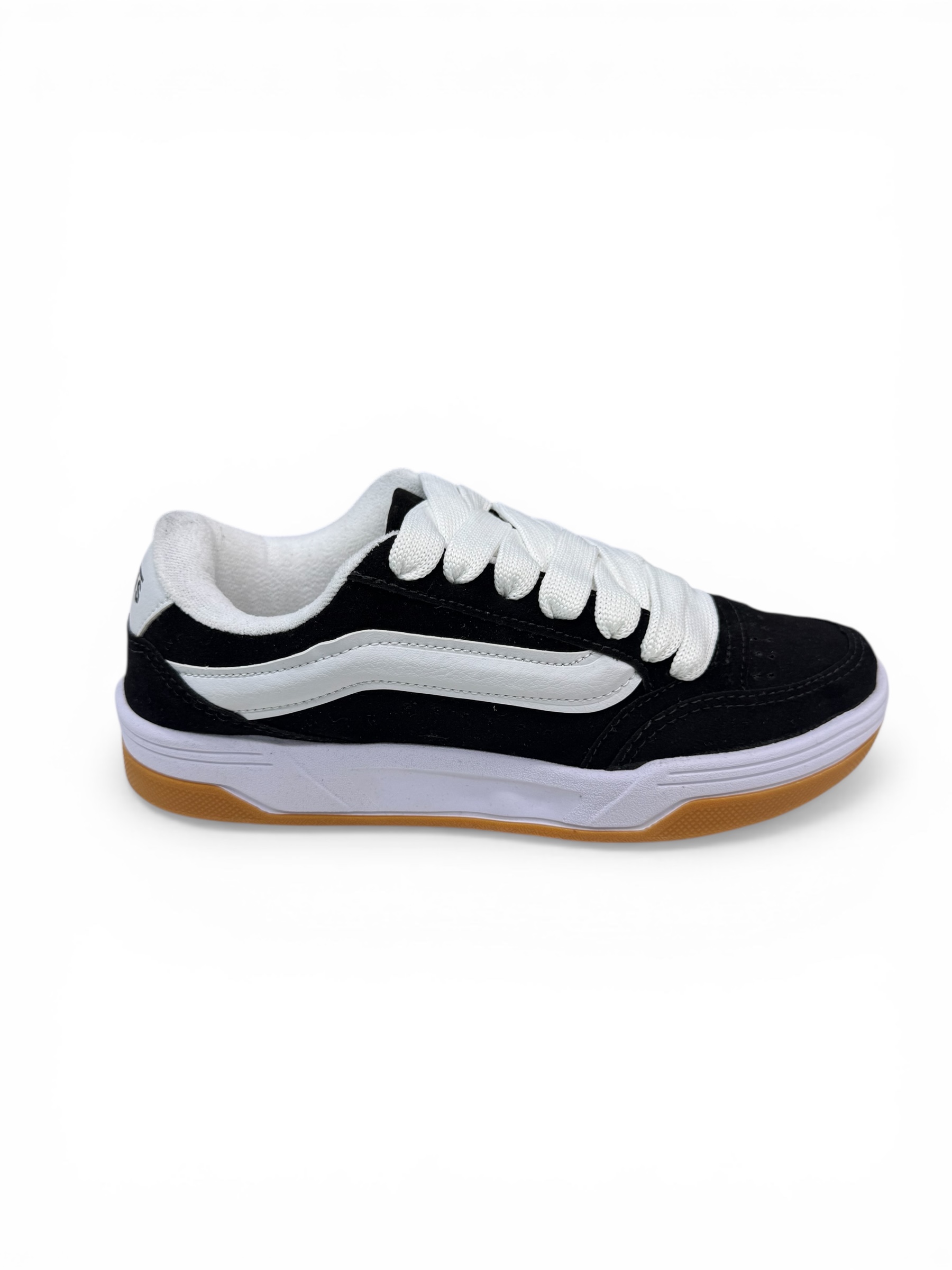 VANS HYLANE ( PRETO BRANCO)